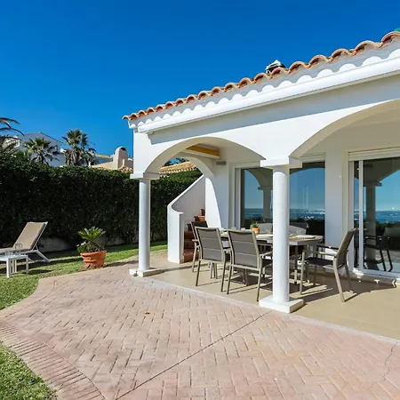 Charming On The Seafront Marbella