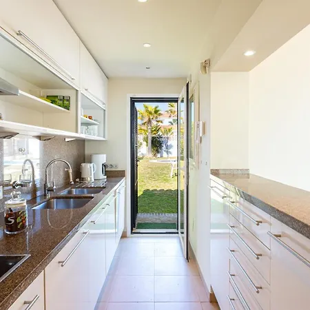 Villa Charming On The Seafront Marbella
