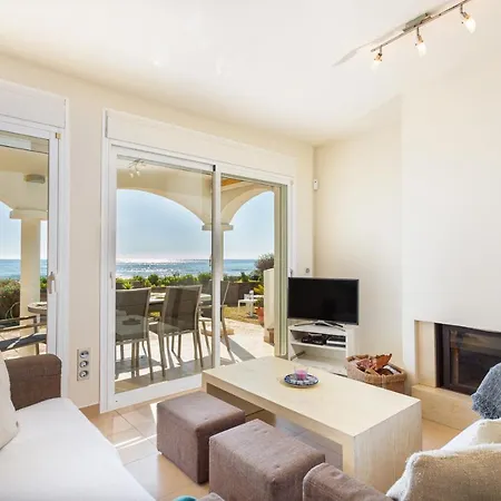Charming On The Seafront * Marbella