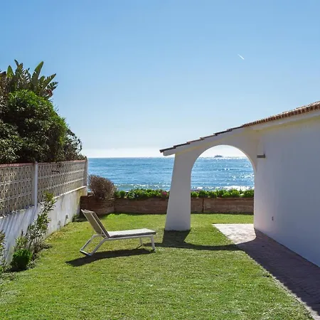 Charming On The Seafront Villa *
