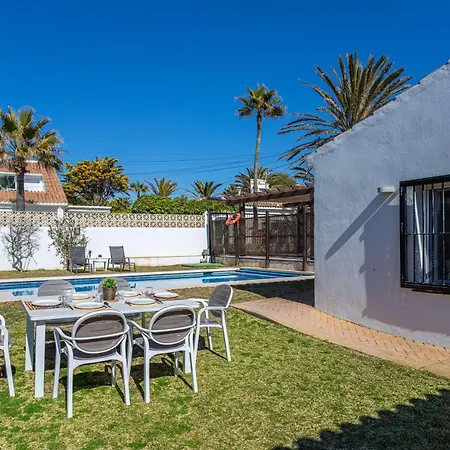 Charming On The Seafront Марбелья