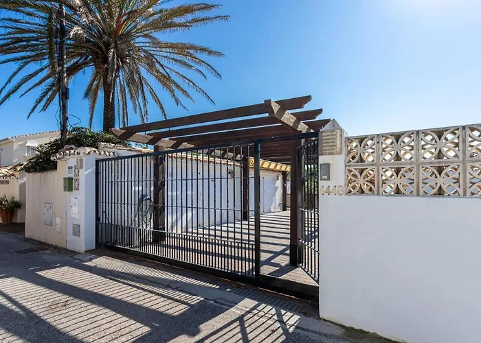 Willa Charming On The Seafront