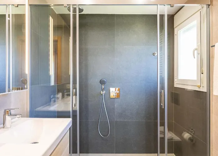 Willa Charming On The Seafront Marbella