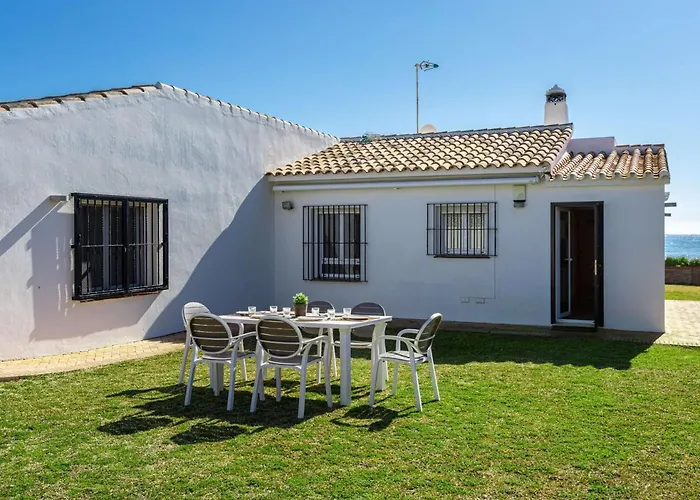 Willa Charming On The Seafront Marbella