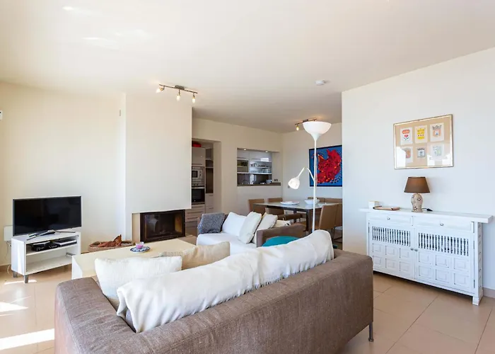 Charming On The Seafront * Marbella