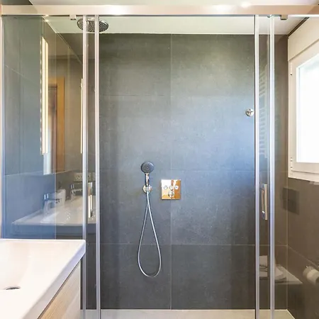 וילה Charming On The Seafront מארבלה